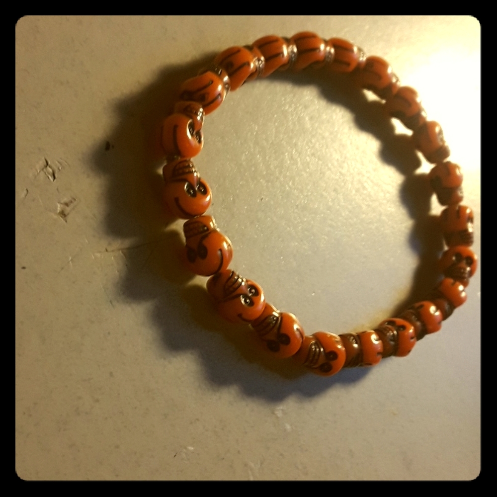 2 bracelets